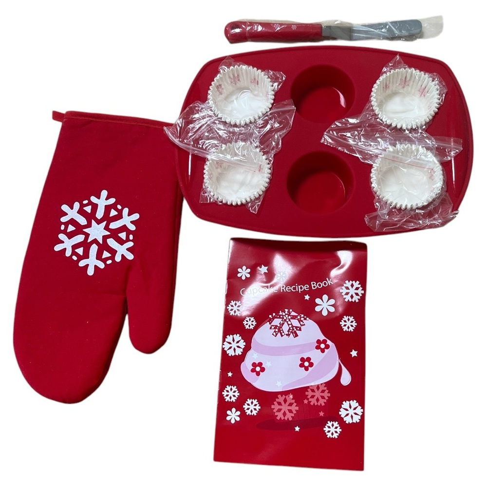 Macy’s Holiday Cupcake Set Vintage